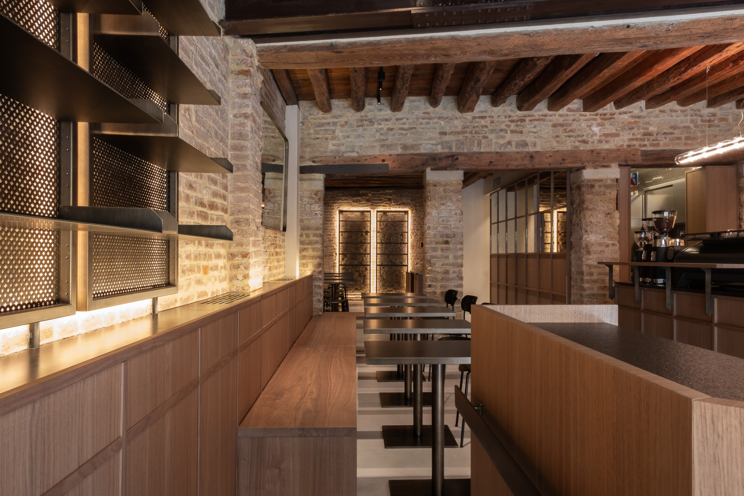 nicolaferiottistudio_caffe_cannaregio_04 nicolaferiottistudio_caffe_cannaregio_04