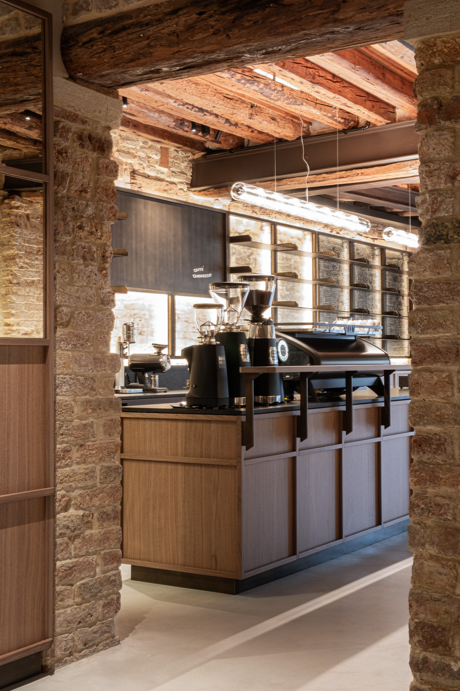 nicolaferiottistudio_caffe_cannaregio_14 nicolaferiottistudio_caffe_cannaregio_14